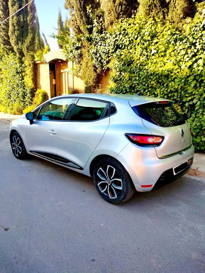 RENAULT CLIO 4 2019