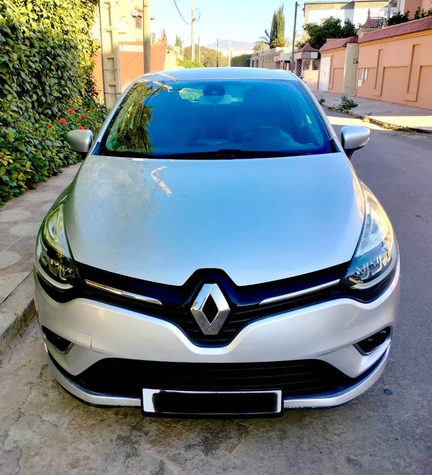 RENAULT CLIO 4 2019