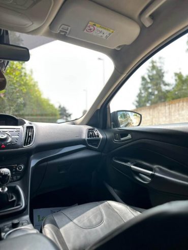 Ford kuga 2015