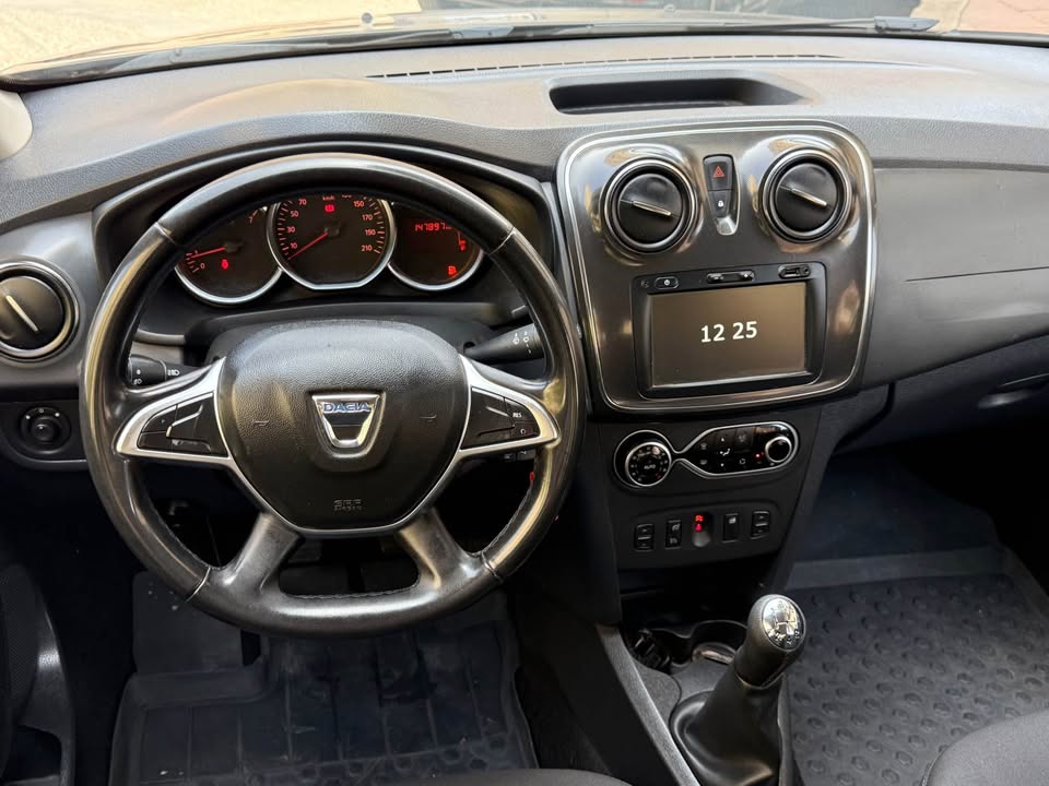 Dacia Logan Prestige 2022 Diesel